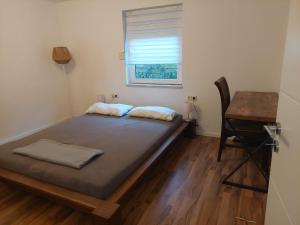 Afbeelding uit fotogalerij van Ferienhaus Auszeit in Niederdorla