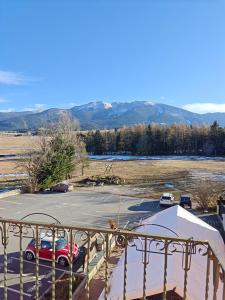 Naturlandskabet i nærheden af lejlighedshotellet