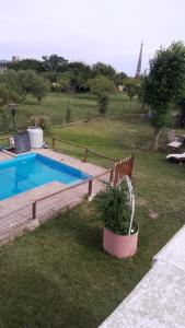 Swimmingpoolen hos eller tæt på Lucrecia