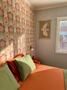 En eller flere senge i et værelse på Holiday Home Skoaffär