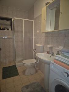 Et badeværelse på Apartment Sara