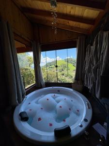 Naturlandskabet i nærheden af kroen + 4 billeder