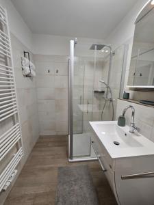 Et badeværelse på Lake Loft Salzburg