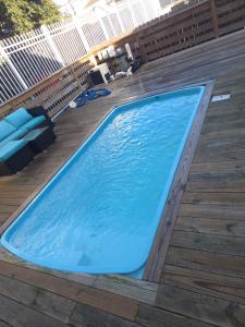 Hồ bơi trong/gần 605 S genios st new Orleans 70019