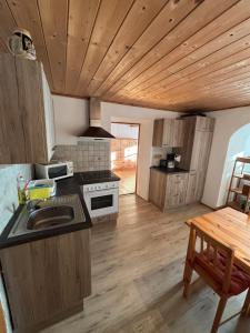 Køkken eller tekøkken på FW Langanger + 7 billeder