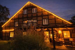 Tòa nhà nơi căn hộ tọa lạc