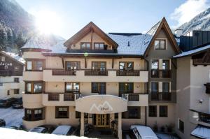Budova, kde se hotel nachází