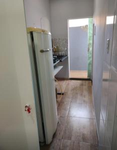 Køkken eller tekøkken på Kitnet em Cabo Frio 02