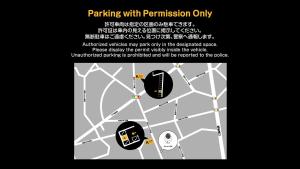 een poster met een plattegrond van een parkeerplaats bij Ojanse博多 in Fukuoka