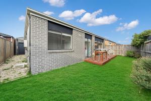 Zahrada ubytování Happy Cozy Convenient 4BR, Breezy, Near Mall, Park