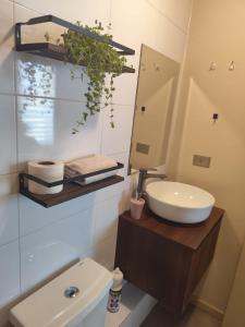 Et badeværelse på Departamento en Linares