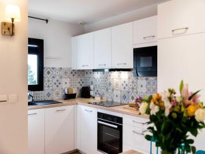 Køkken eller tekøkken på Apartment in Saint-Tropez with Beach Access + 14 billeder