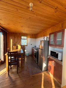 Køkken eller tekøkken på Cabañas Vitalis