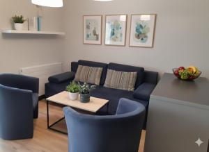 Khu vực ghế ngồi tại domy szeregowe Nasza Chata - 4 minuty od plaży