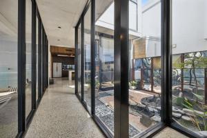 Vườn quanh 9 Architectural Luxe 4BR Skyhome Pool & Ocean View