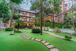 Vườn quanh Crown Valley Thekkady