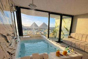 En generel udsigt til bjerge eller udsigt til bjerge taget fra hotellet