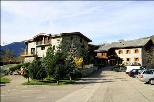 Nespecifikovaný výhled na hory nebo výhled na hory při pohledu z hotelu