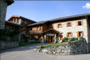 Gallery image of Hotel Autantic in Bourg-Saint-Maurice