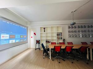 Konferenční prostory v ubytování KL 5KM MidValley Karaoke Bungalow38Pax 20Cars