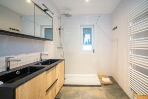 Køkken eller tekøkken på Suite intimiste avec jacuzzi - proche Europa Park