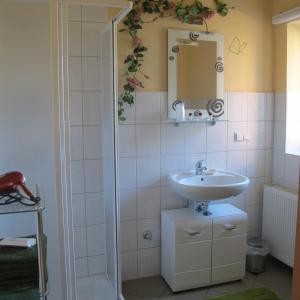 Phòng tắm tại Ferienwohnungen Pustane