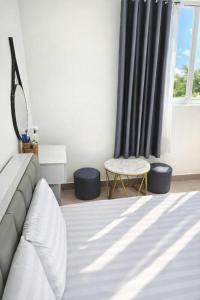 Khu vực ghế ngồi tại Ánh Sao Hotel HCM