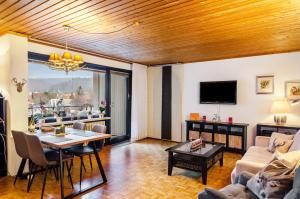 Et tv og/eller underholdning på Ferienwohnung Bergblick