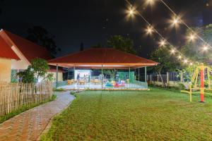 Sân chơi trẻ em tại Urbanview Hotel Nerine's Glamping Village Cipanas by RedDoorz