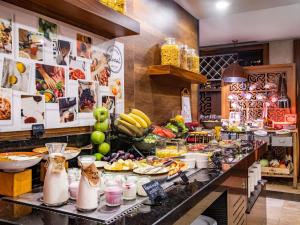 Đồ ăn tại/gần khách sạn