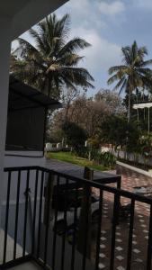 En have udenfor Smile Residency + 9 billeder