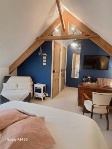 Postel nebo postele na pokoji v ubytování La P'tite Caudalie, Chambre D'hôtes