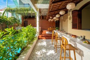 Ban công/sân hiên tại La ALBA An Bang Beach Villa