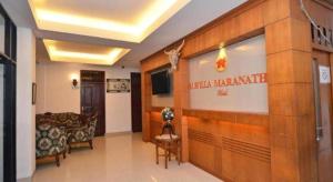 eine Lobby eines Krankenhauses mit einem Wartezimmer in der Unterkunft Havilla Maranatha in Kampungdurian