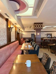 Et opholdsområde på Airport Global Hotel