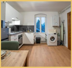 Kuchyň nebo kuchyňský kout v ubytování L'Amara I T1 I Gaillard