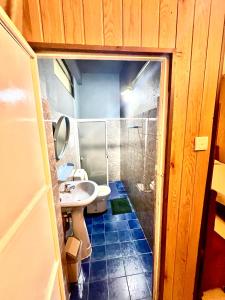 Et badeværelse på Holiday Inn Unawatuna