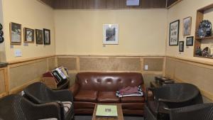 Et opholdsområde på Black Cat Guest Ranch