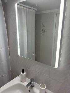 Et badeværelse på Zoel's House in Chalkidiki + 17 billeder