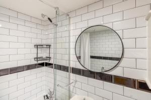 Koupelna v ubytování 2 Bed in Fincham oc-t33561 + 42 fotografií