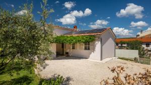 Bygningen som villaen ligger i