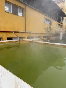 Hồ bơi trong/gần Class Apartments