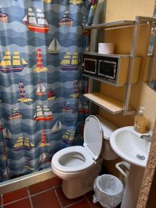 Et badeværelse på Casa de Descanso Flandes + 17 billeder