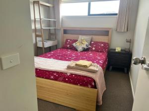 Postel nebo postele na pokoji v ubytování Comfort Stay Clyde north