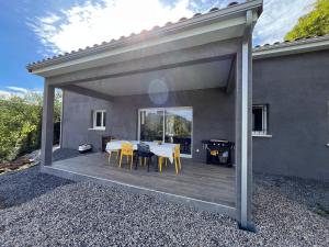 Tòa nhà nơi nhà nghỉ dưỡng tọa lạc