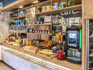 Jídlo v hotelu nebo okolí