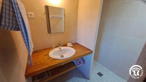 Et badeværelse på La lauziere + 22 billeder