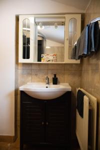 Phòng tắm tại Apartmány Kunčice +51 ảnh