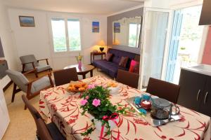 Khu vực ghế ngồi tại La maison de nini