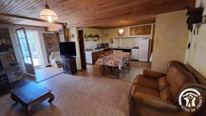 Nhà bếp/bếp nhỏ tại Au pre vert